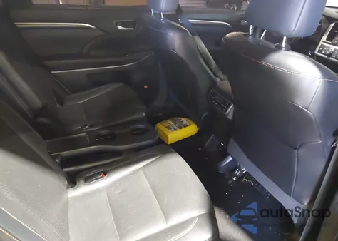 2015 Toyota Highlander Limited Platinum V6 из США, поврежденный, VIN 5TDDKRFH5FS115941